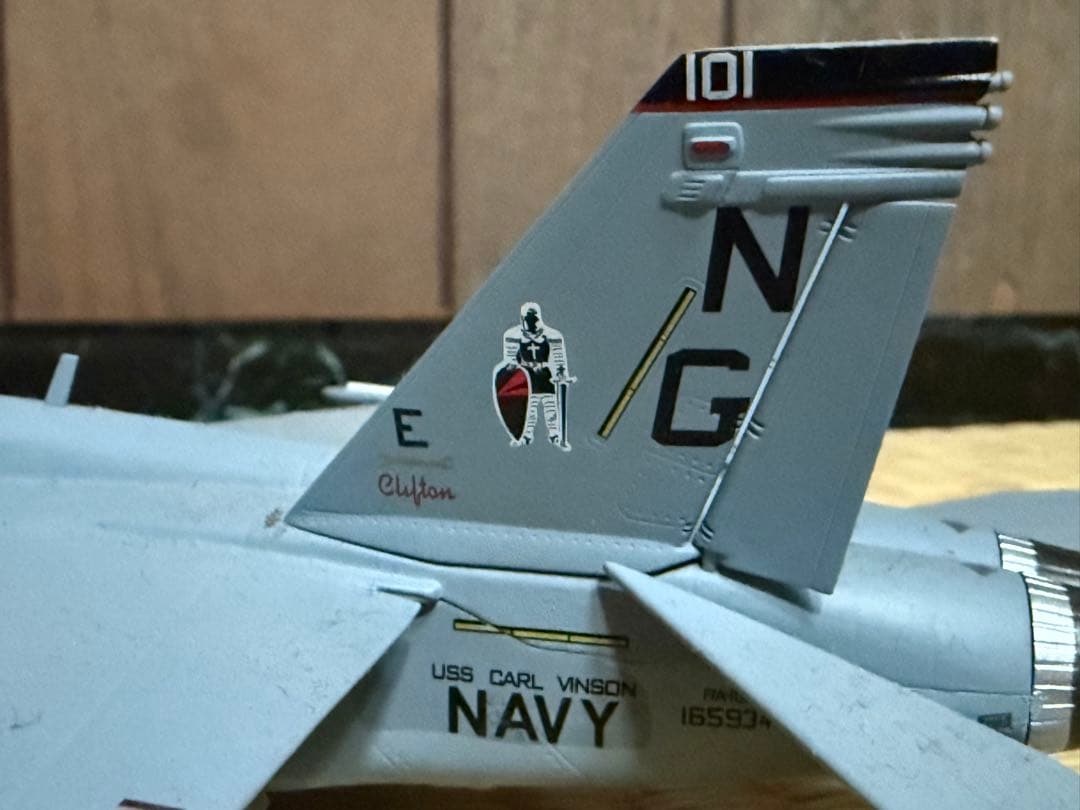 米海軍 F/Aー18Fホーネット VFAー154ブラックナイツ 1/72