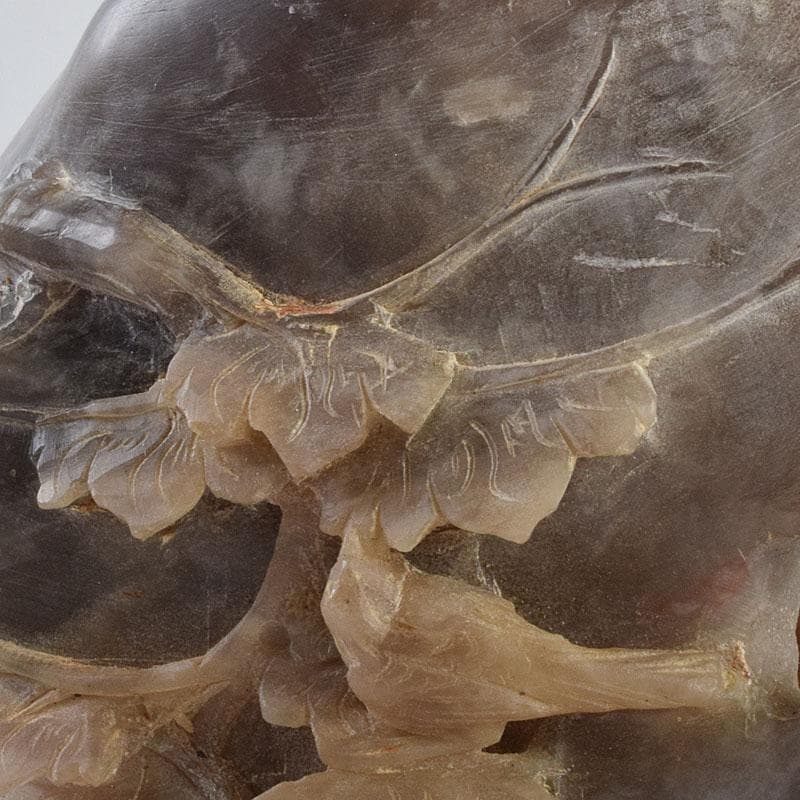 中国　玉石鶏血石彫刻　楼閣山水雕　置物　唐木台付　V　R9267