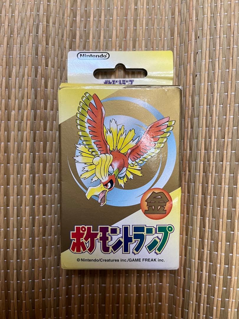 新品　ポケモン　カード　トランプ　金　ポケモントランプ　ポケットモンスター　金銀