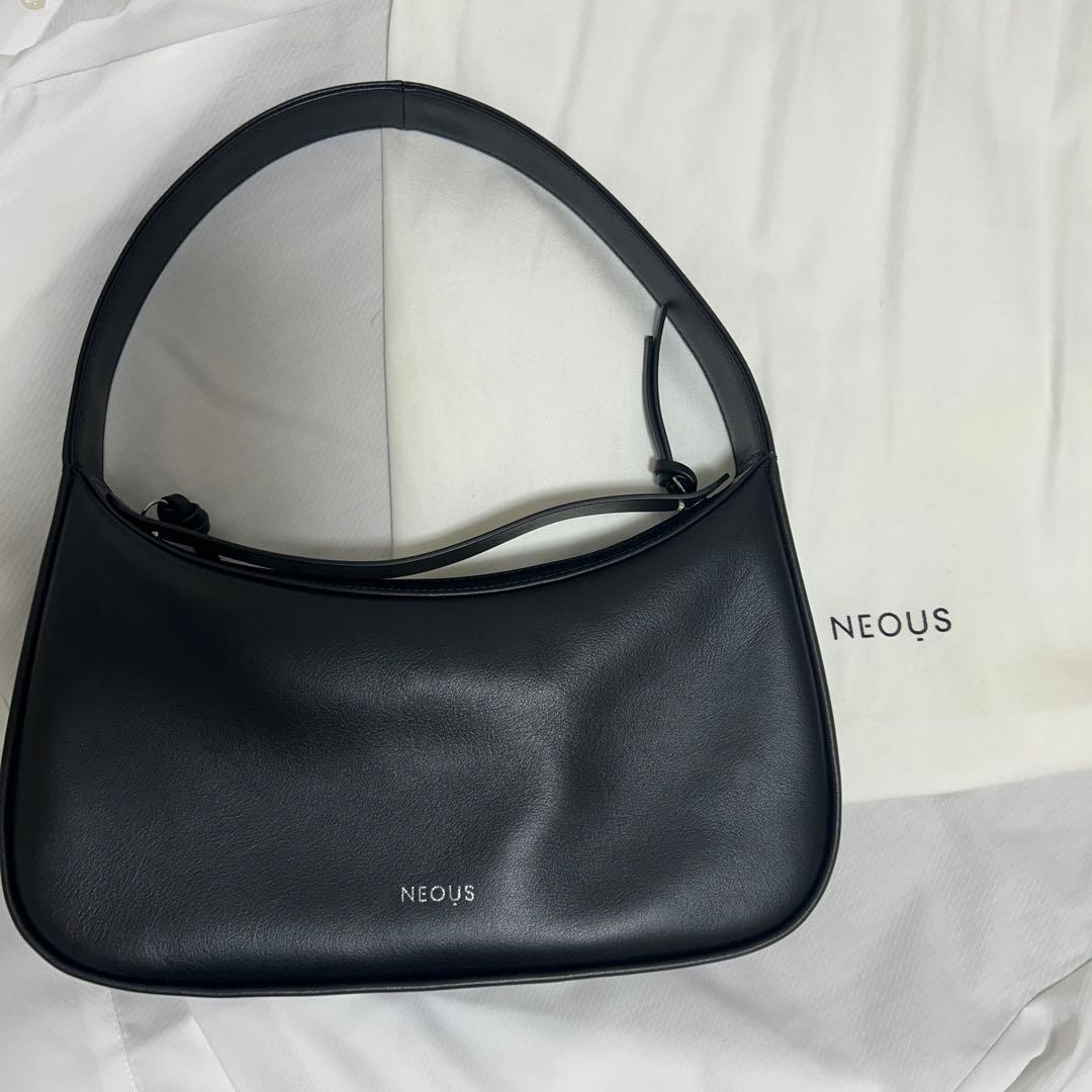NEOUS ブラック ハンドバッグ　ショルダーバッグ