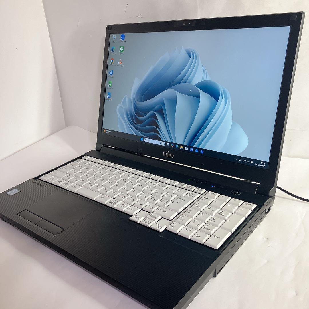 Corei7-6世代　win11 SSD256gb ・ Lifebook