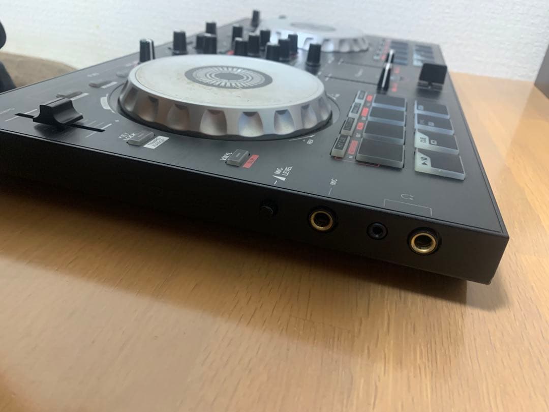 Pioneer DDJ-SB DJコントローラー