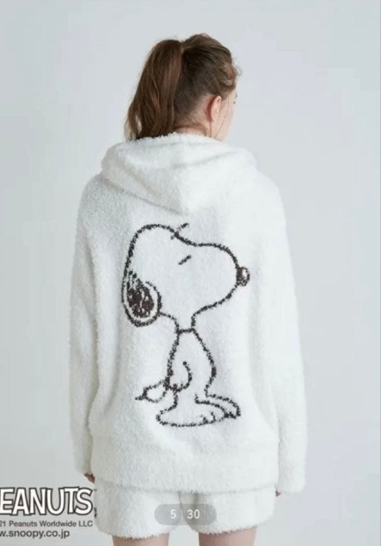 新品　PEANUTS×GELATO PIQUE スヌーピー　パーカー　白　完売品