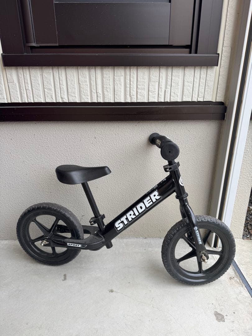 STRIDER（ストライダー)スポーツモデル 12インチ （ブラック）