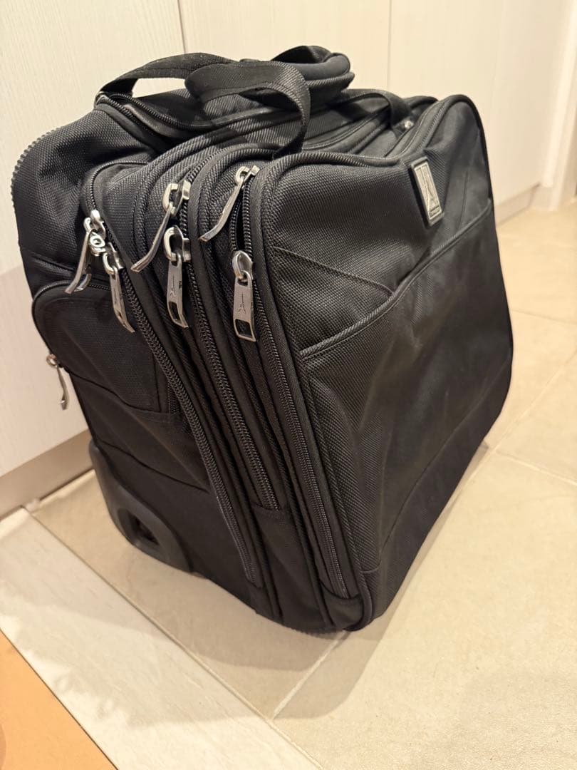 バッグ Travelpro FlightCrew5 Horizontal Rolling