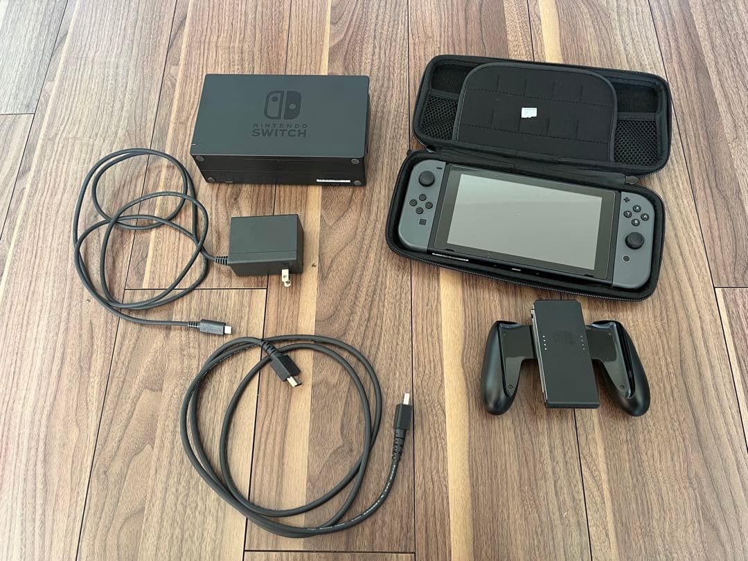 Nintendo Switch 本体 グレー 充電器付き　箱無し