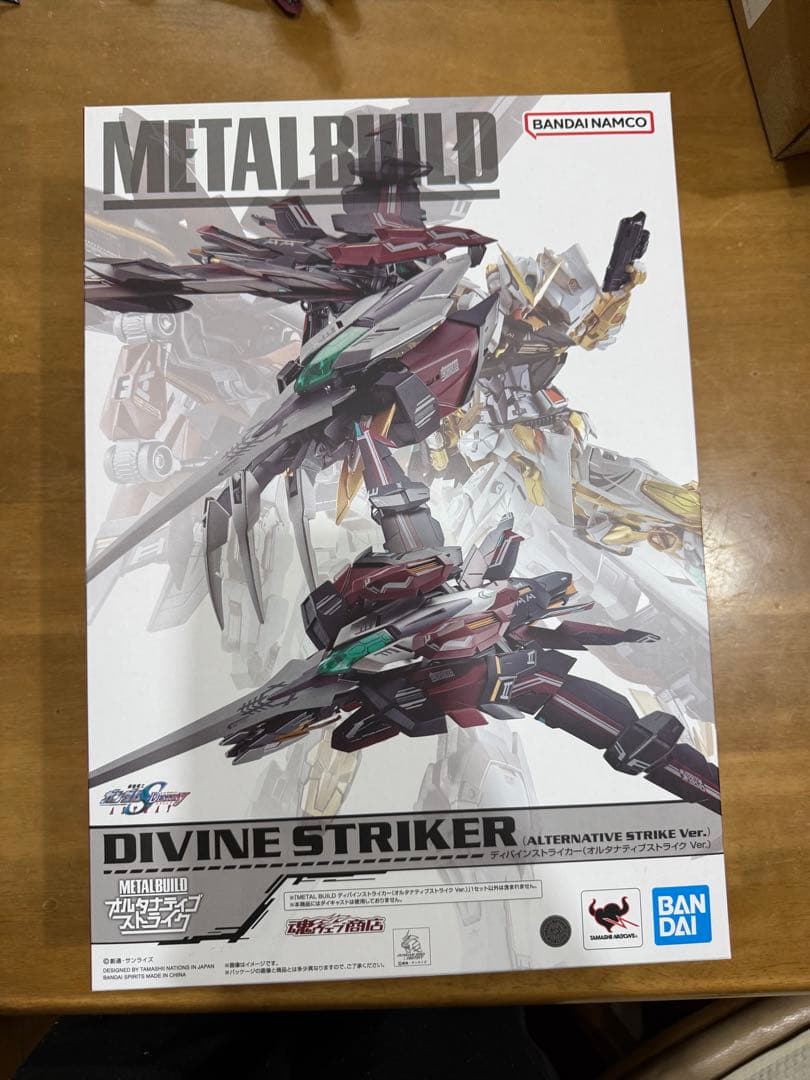 メタルビルドアストレイゴールドフレーム ディバインストライカー オルタナティブ