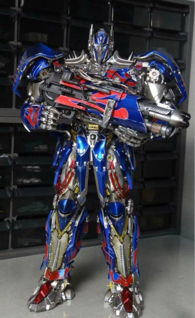 threezero dlxオプトマスプライム用カスタム鉄砲 磁気ライト