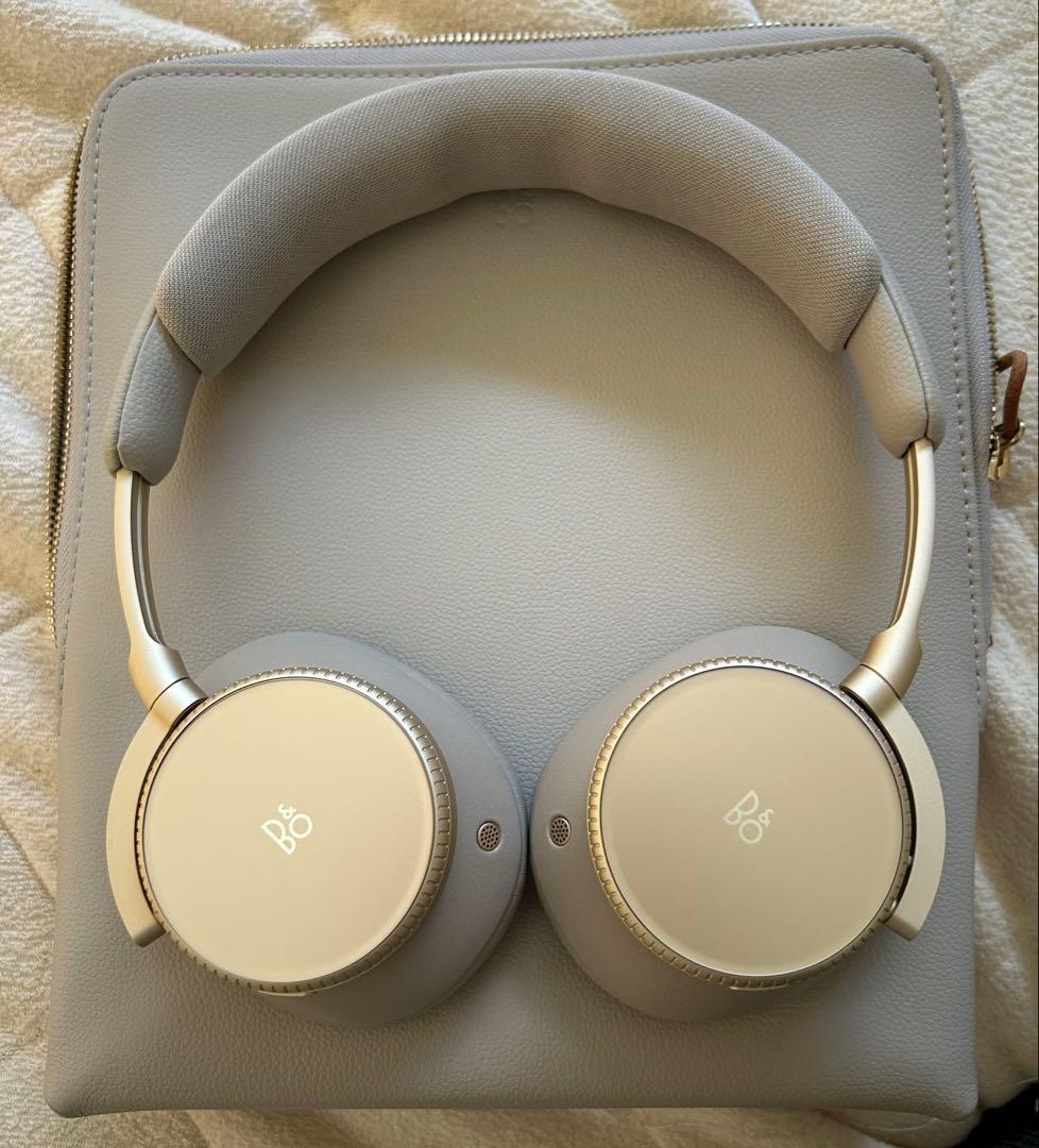 フラッシュセール 極美品Bang & Olufsen Beoplay H100