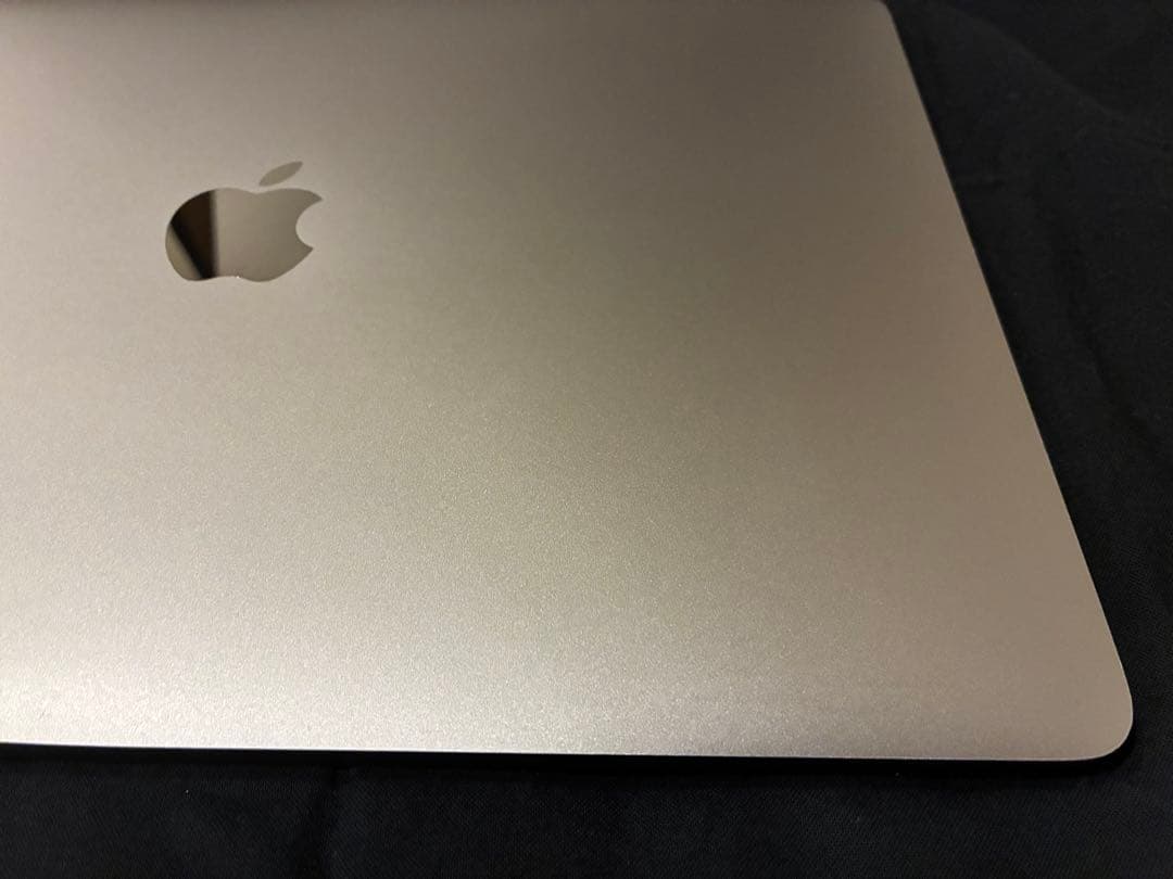MacbookPro 2020 13インチ i7 32GB 512GB USキー
