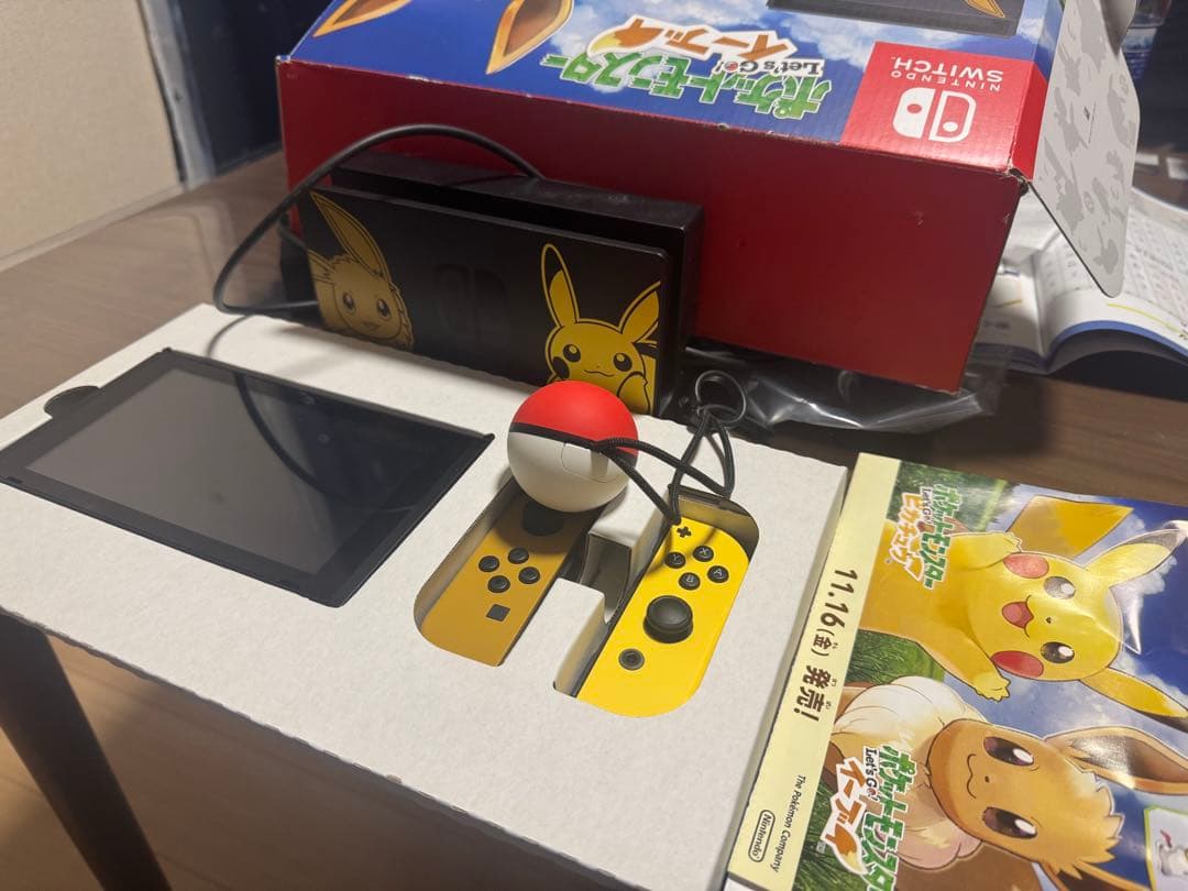 サ*ー様 Switch 本体 ポケットモンスター レッツゴー イーブイ