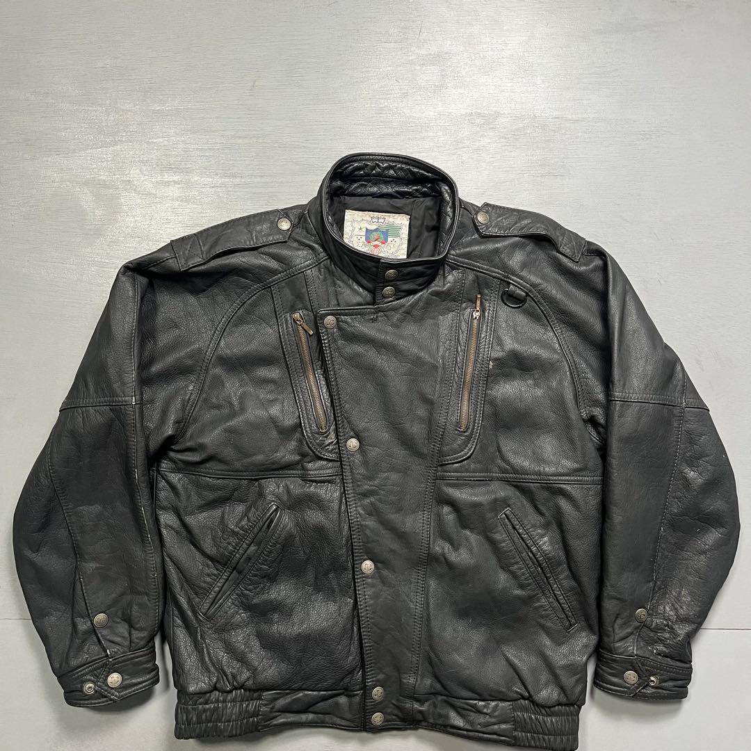 vintage レザーフライトジャケット　牛革　オールレザー　短丈　黒　M