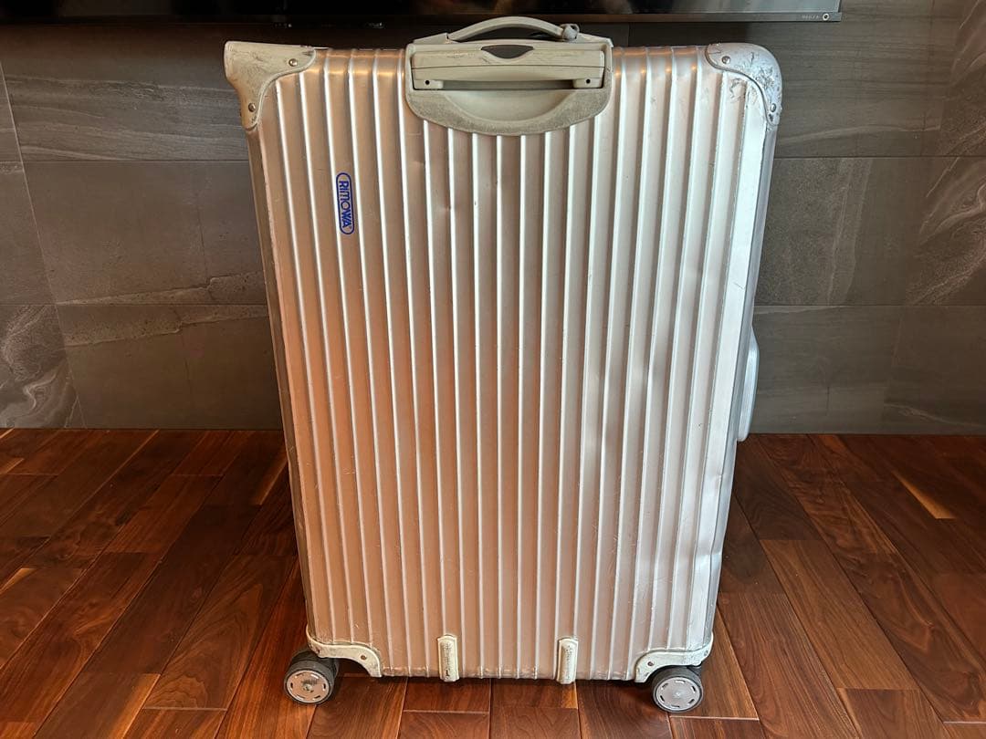 リモワ　RIMOWA トパーズ　アルミ製 シルバーキャリーケース 大型