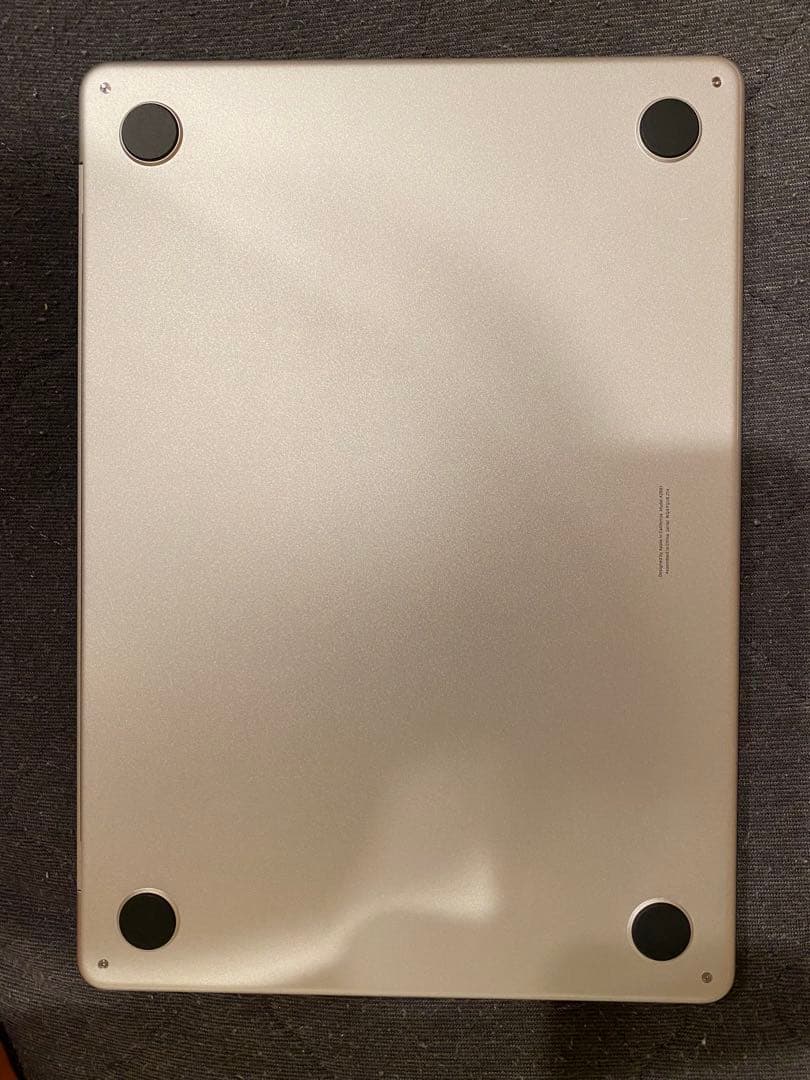 マックブックエアー M2 シルバー