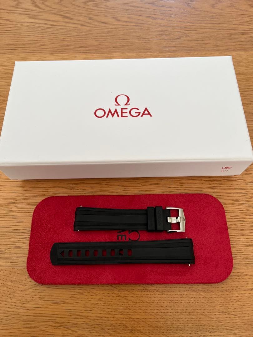 OMEGA シーマスター300M ラバーベルト ブラック【週末値下げ】