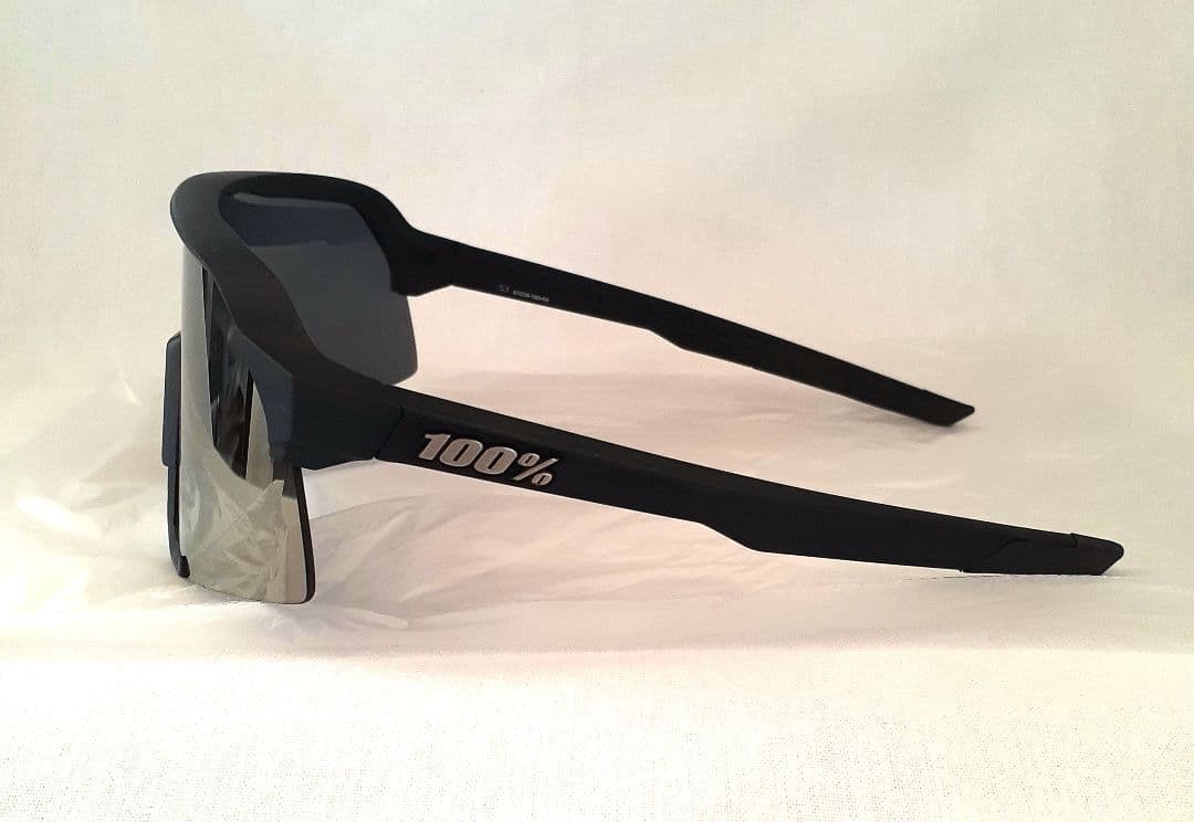 中古 100% S3 ブラック ゴールド ワンハンドレッド サングラス