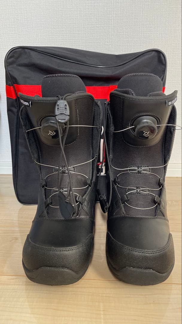 【ZUMA】スノーボードブーツ ブラック 収納バッグ付き