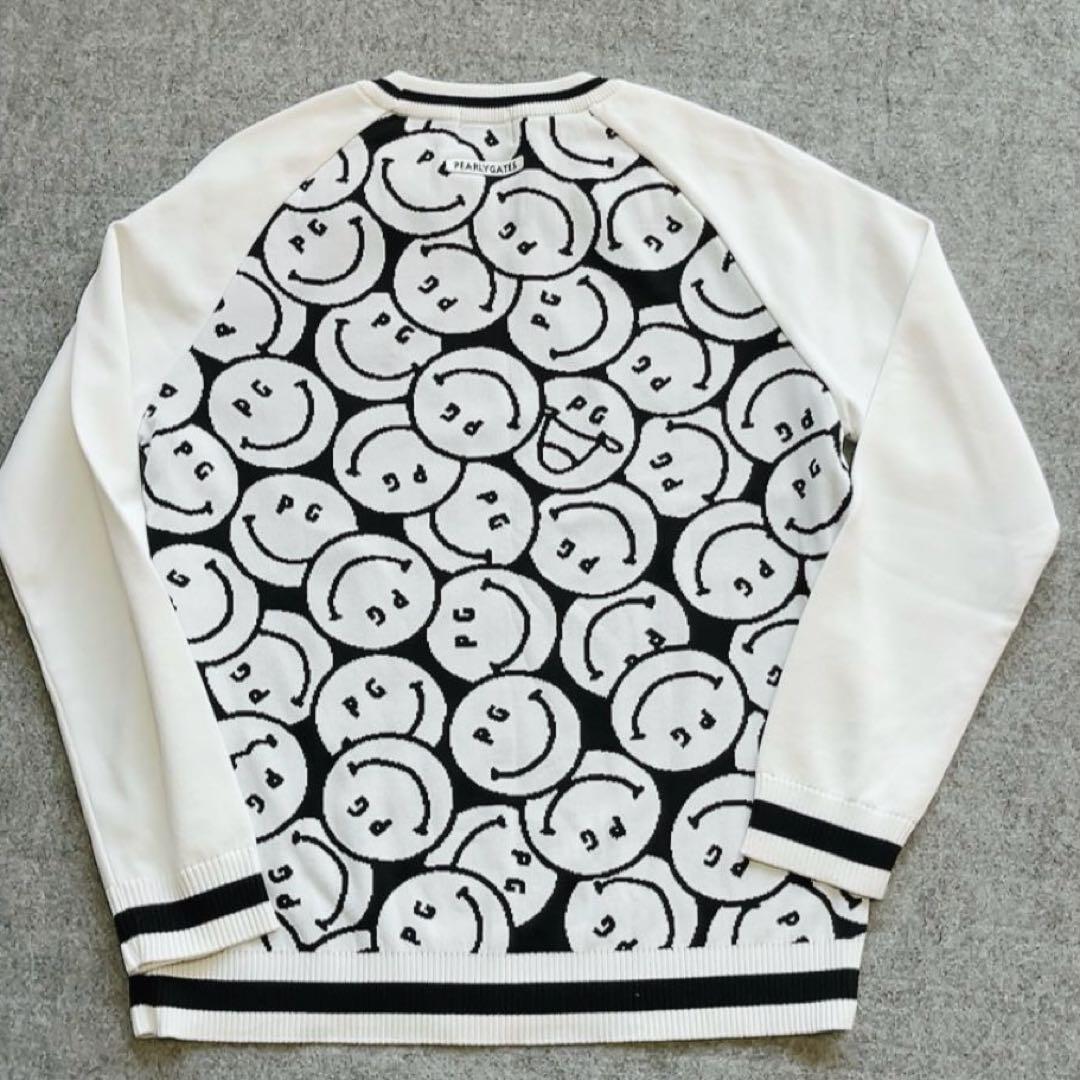 パーリーゲイツ　ニュースペーパー柄　スマイル　セットアップ スカート　バイザー