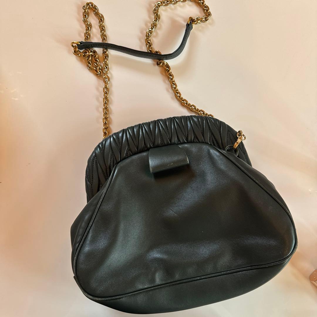 miu miu グリーン ショルダーバッグ