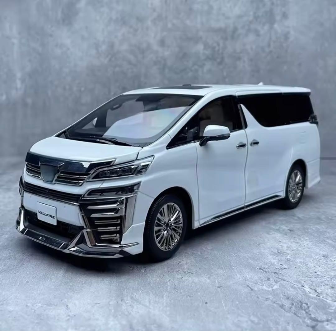 トヨタ ヴェルファイア 1/18 ダイキャストモデルホワイト ミニカー