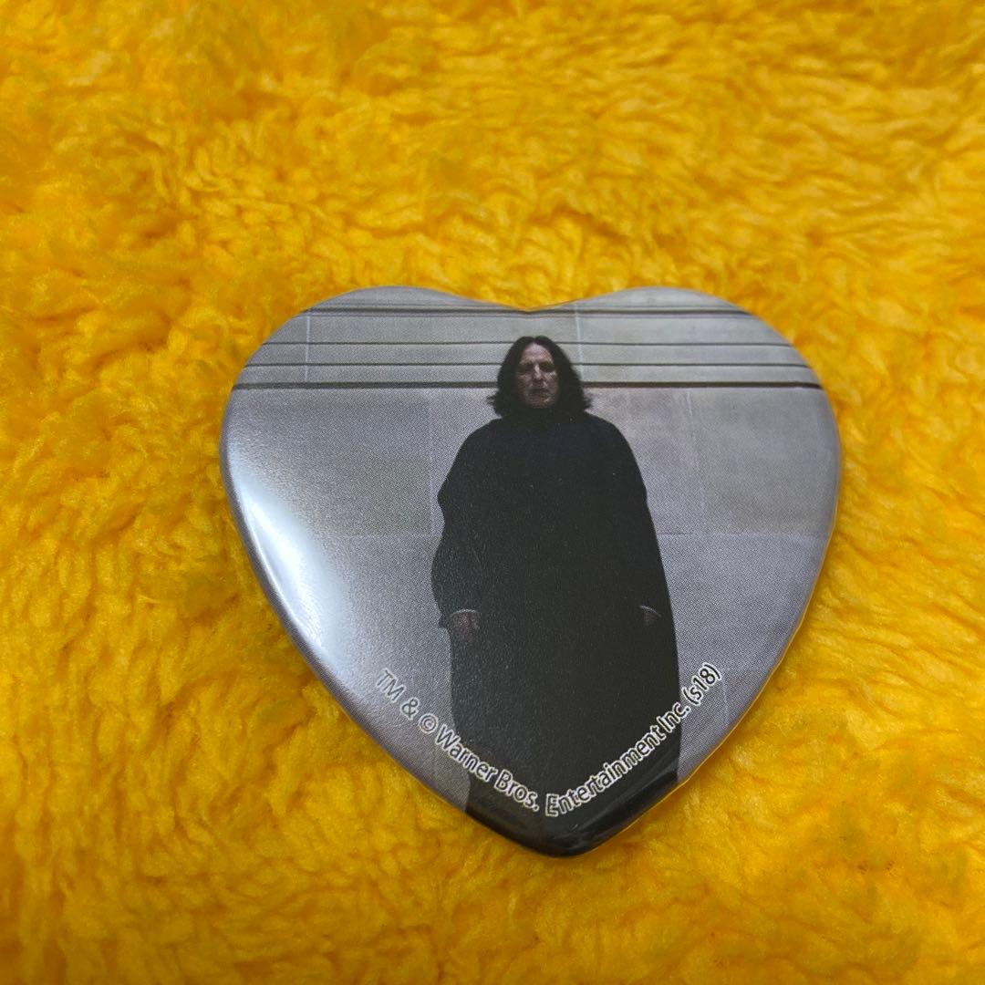 ハリポタ　セブルス・スネイプ　ハート缶バッジ