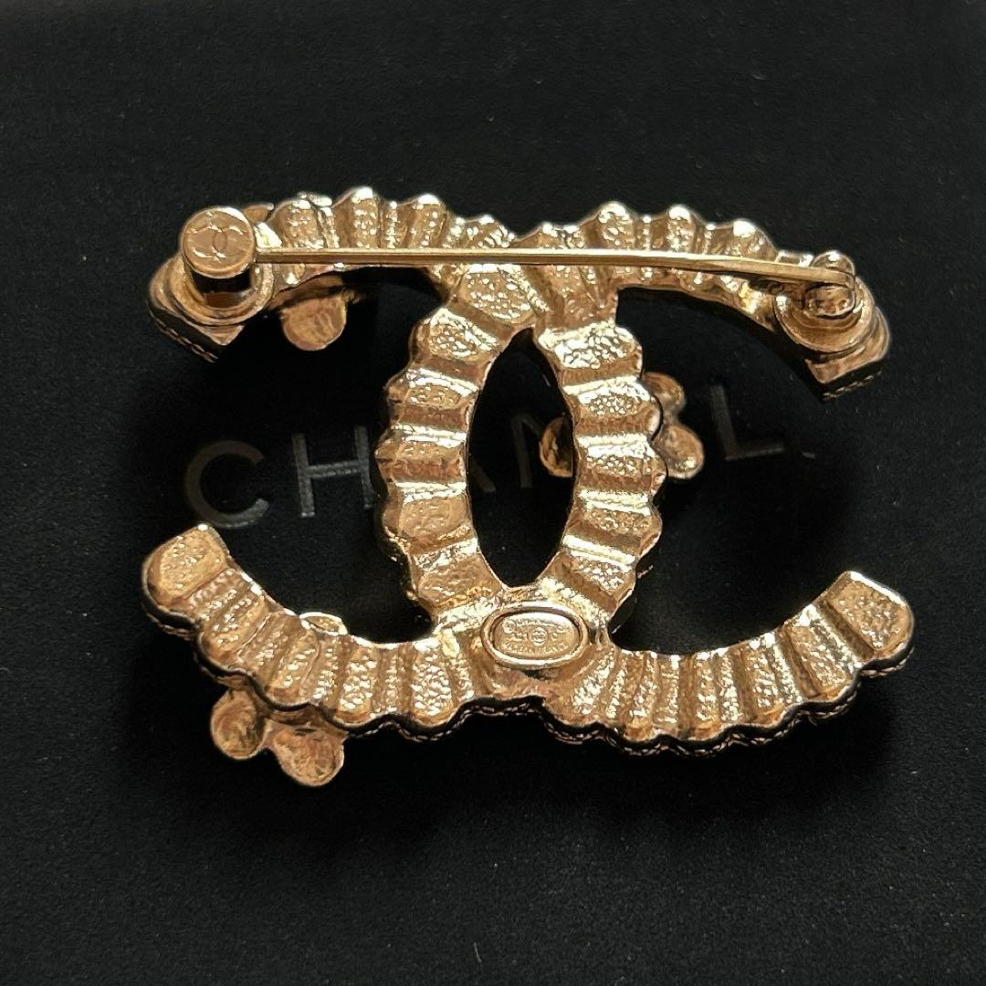 【CHANEL】シャネルCCロゴ お花ブローチ
