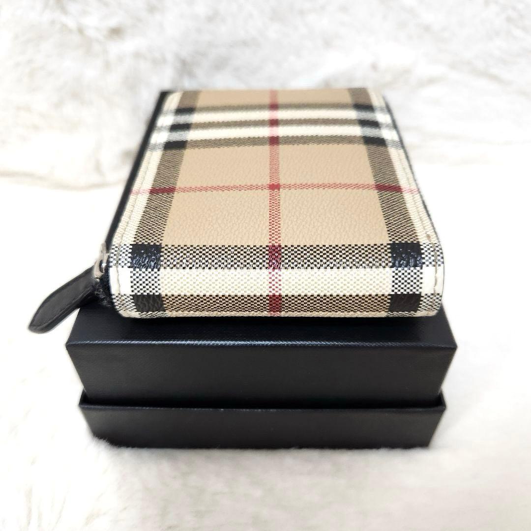✨極美品✨バーバリー　二つ折り　フルジップ　ノバチェック　小銭入れ　ケース