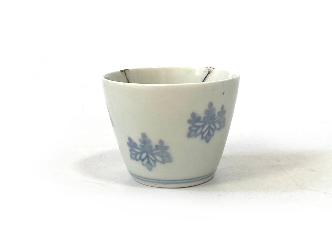 アンティーク　骨董　古伊万里　染付　こんにゃく印判　桐文様　桐　蕎麦猪口　銀継