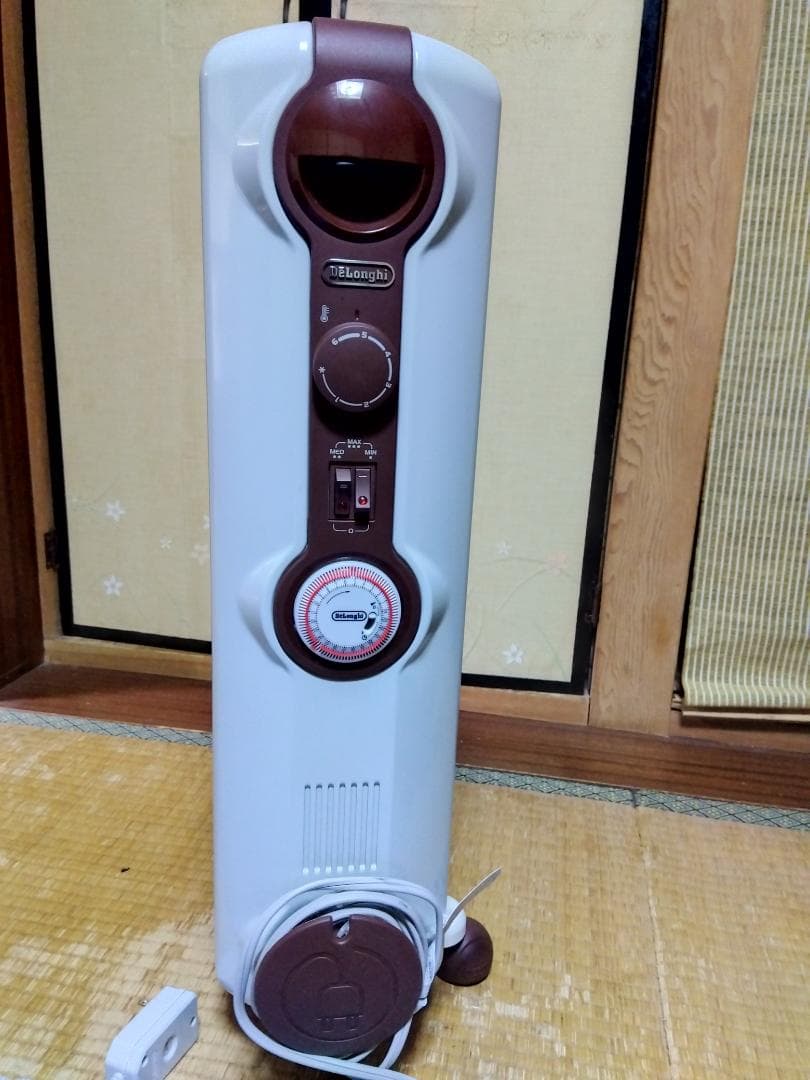 優しい熱　デロンギ・オイルヒーター