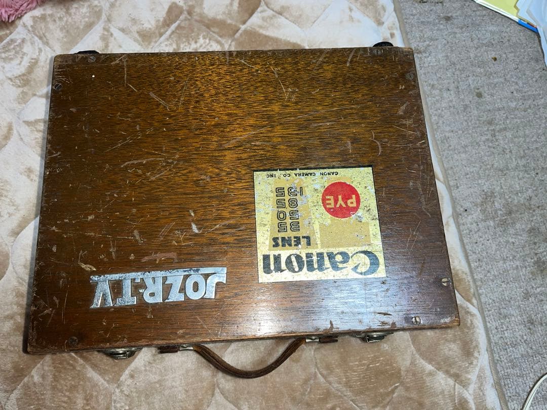 Canon 50mm ？レンズ 3本木製ケース付き