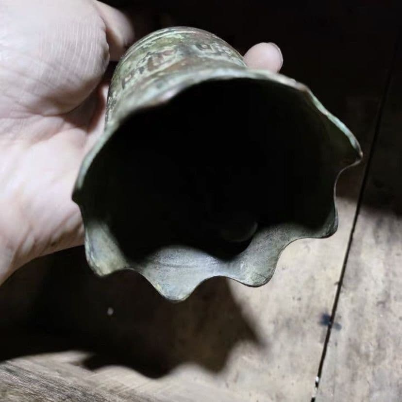 鈴 銅鐘 大号掛鈴 銅器 六字真言 装飾品 工芸品 美術品 置物