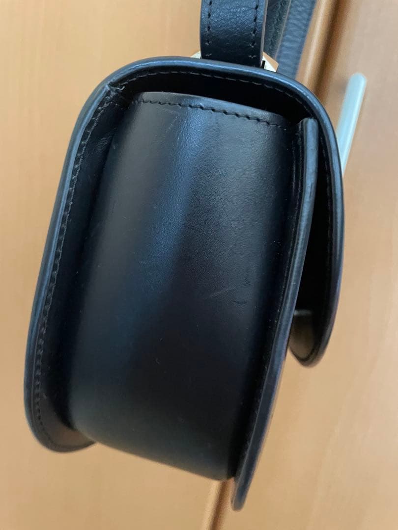 【A.P.C】 SAC GENEVE 牛革　黒　ブラック　ショルダー　レザー