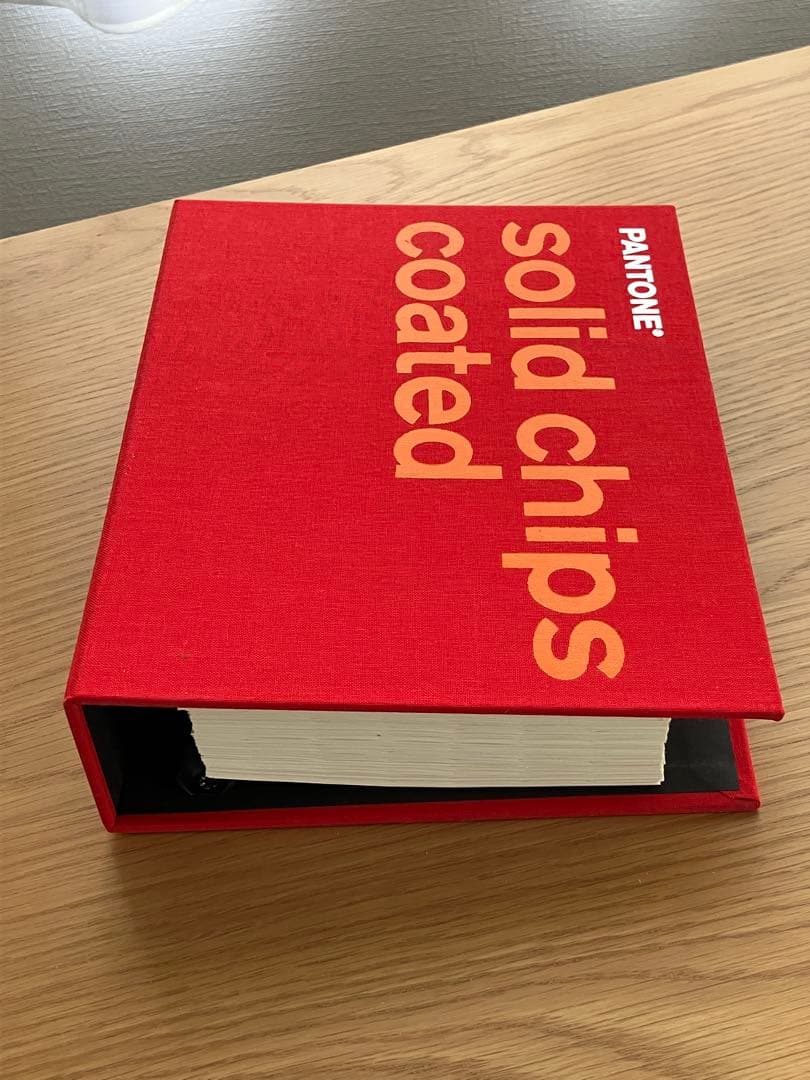 PANTONE ソリッドカラーチップ/コート紙版