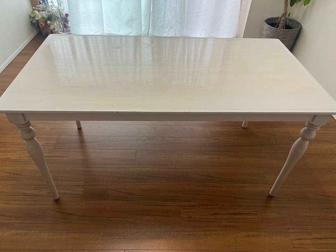 アルパ ダイニングテーブル ホワイト（W1500）　梱包済み　11月17日まで