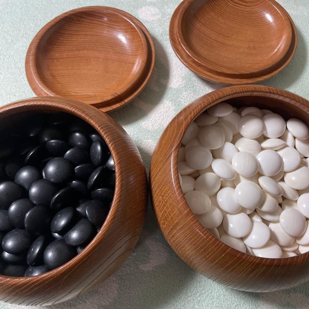 囲碁セット（自然石・木製容器）