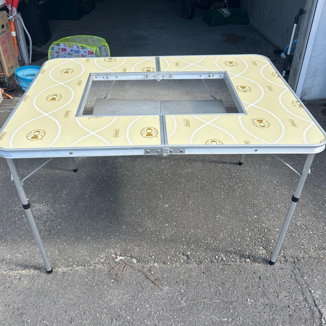 【廃盤品】Coleman ホールディングBBQテーブル
