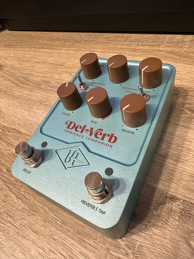 ギター Universal Audio UAFX Del-Verb