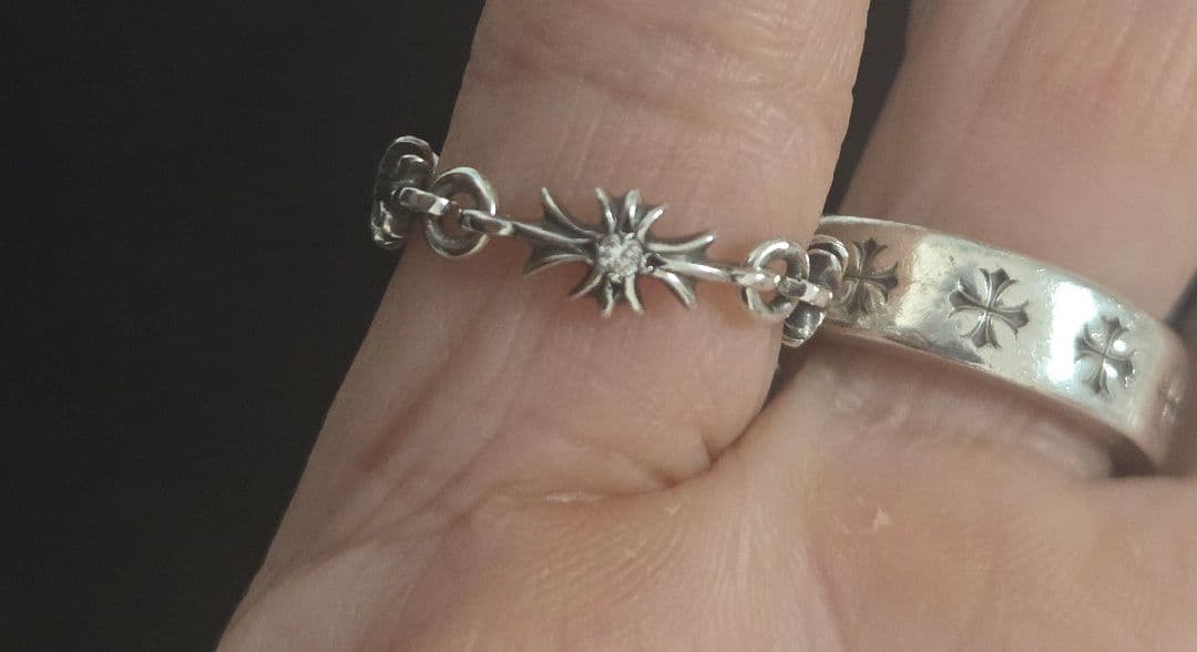 A*t様 CHROME HEARTS★Tiny E CHプラスリング 純正ダイヤ