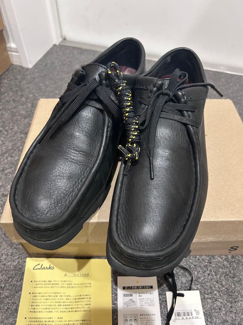 靴 Clarks Wallabee GORE-TEX