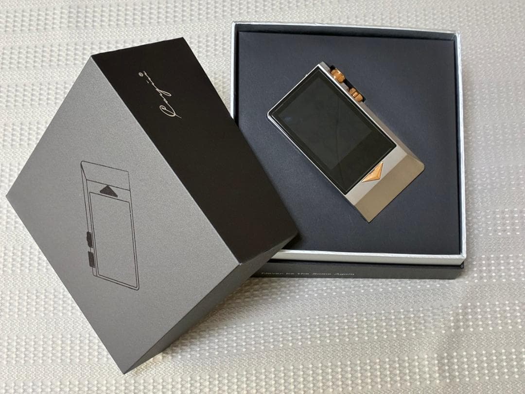 ポータブルプレーヤー Cayin N8