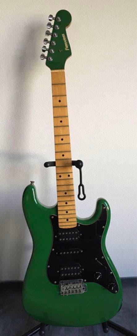 レア　FERNANDES 状態良好　ストラト　グリーン　スティーブヴァイ