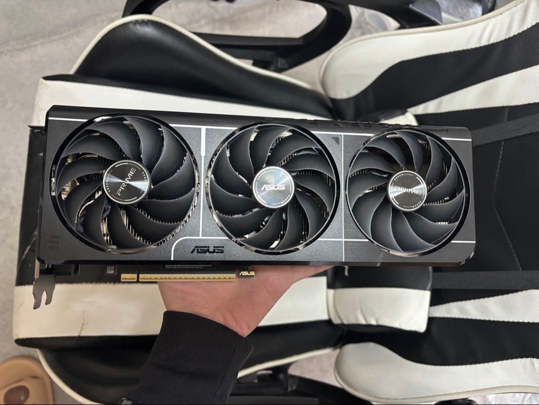 グラフィックボード・グラボ・ビデオカード ASUS Prime rtx5060ti 8G