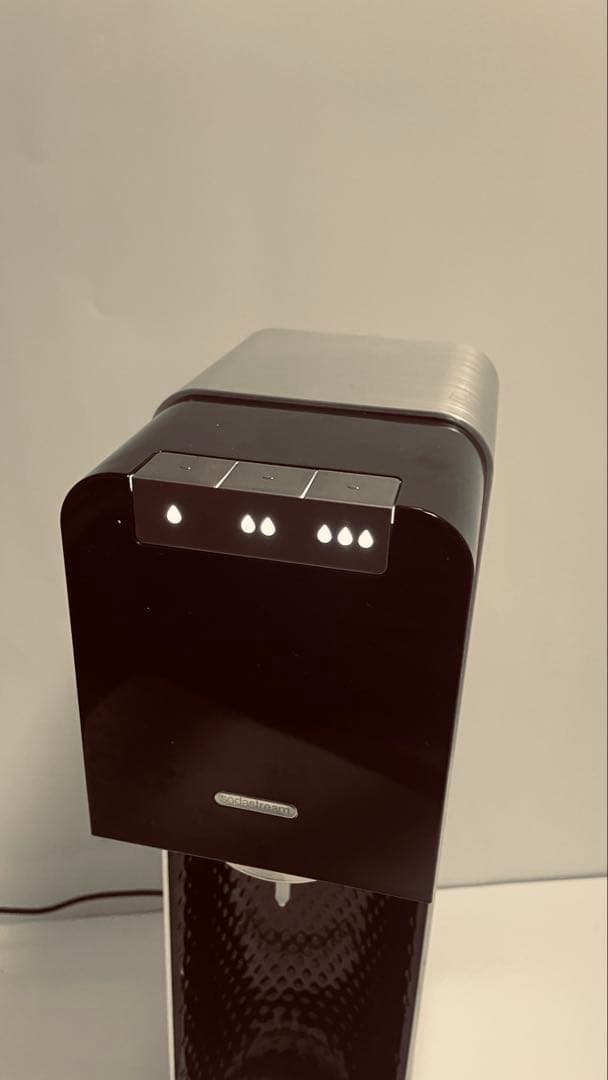 sodastream 炭酸水メーカー LEDインジケーター付き