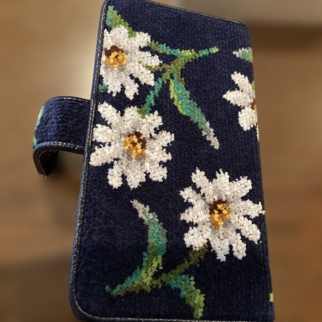 フェイラー花柄手帳型スマホケース ネイビー　専用