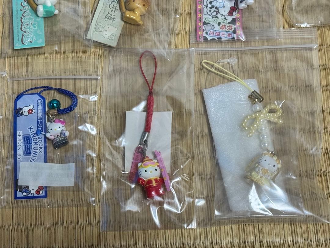 激レア！ハローキティ 根付　22個セット 散歩道　びっくりドンキー等