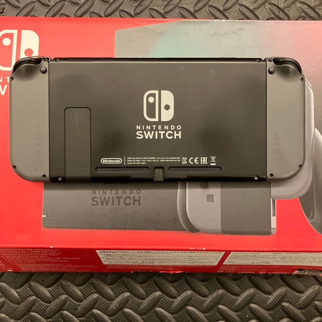 Nintendo Switch 本体 + Joy-Con セット