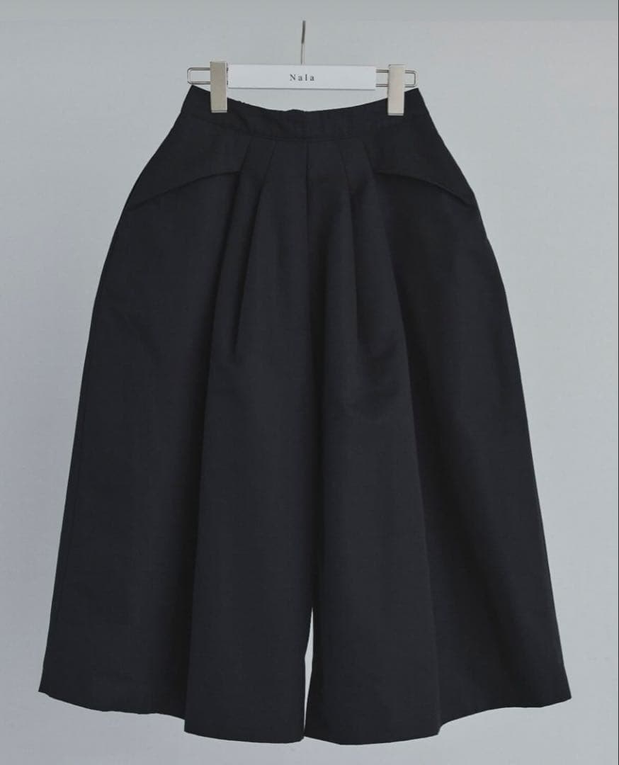 Nala ドレスパンツ