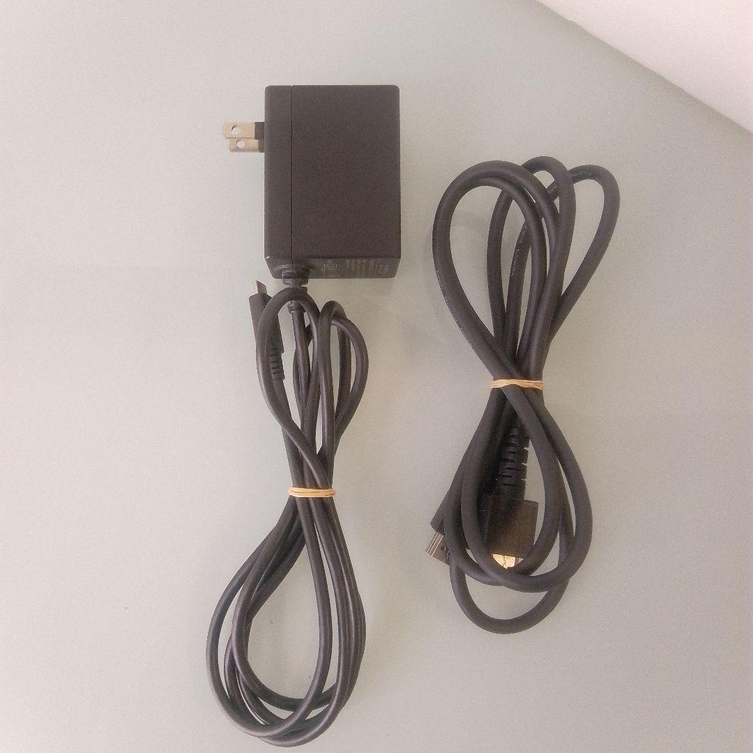 【中古品】Nintendo Switchの本体と付属品一式。初期化済み。