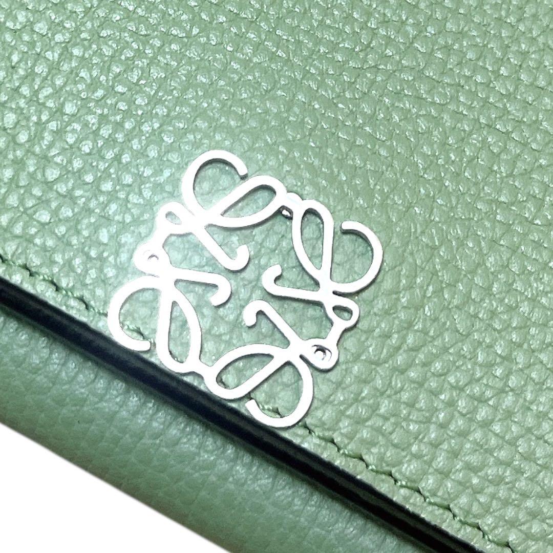 【美品】LOEWE 三つ折財布 トライフォールド ウォレット アナグラム 緑