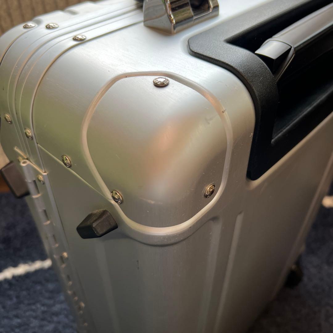 ゼロハリバートンZERO HALLIBURTON スーツケース 31L 2輪